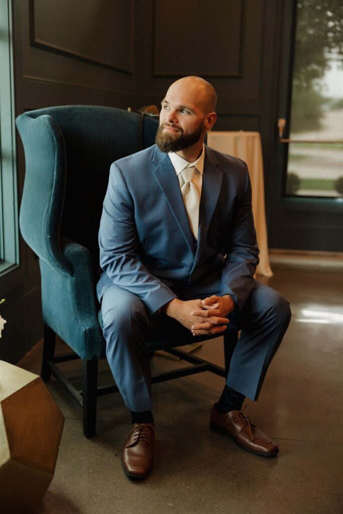 groom getting ready for his ceremony