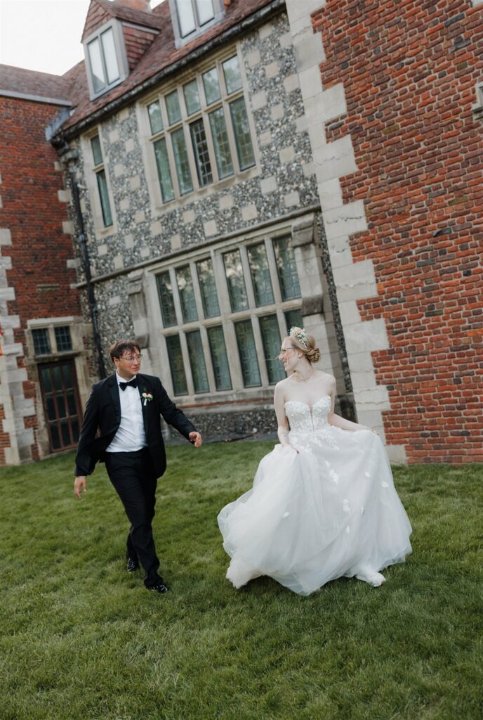 The Salisbury House and Gardens Wedding Guide: Everything Couples Should Know