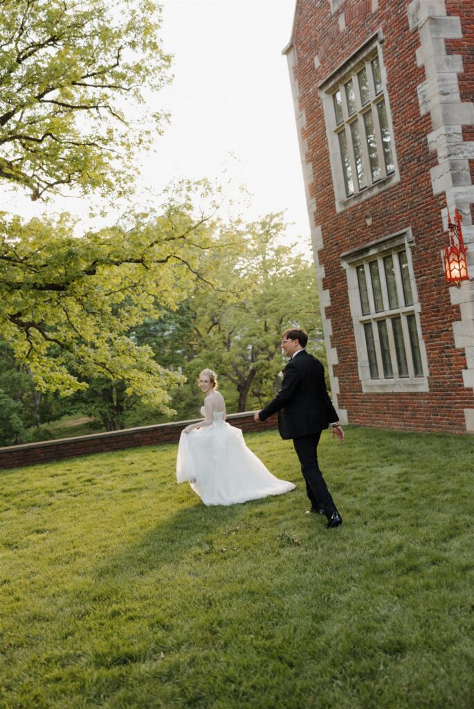 The Salisbury House and Gardens Wedding Guide: Everything Couples Should Know