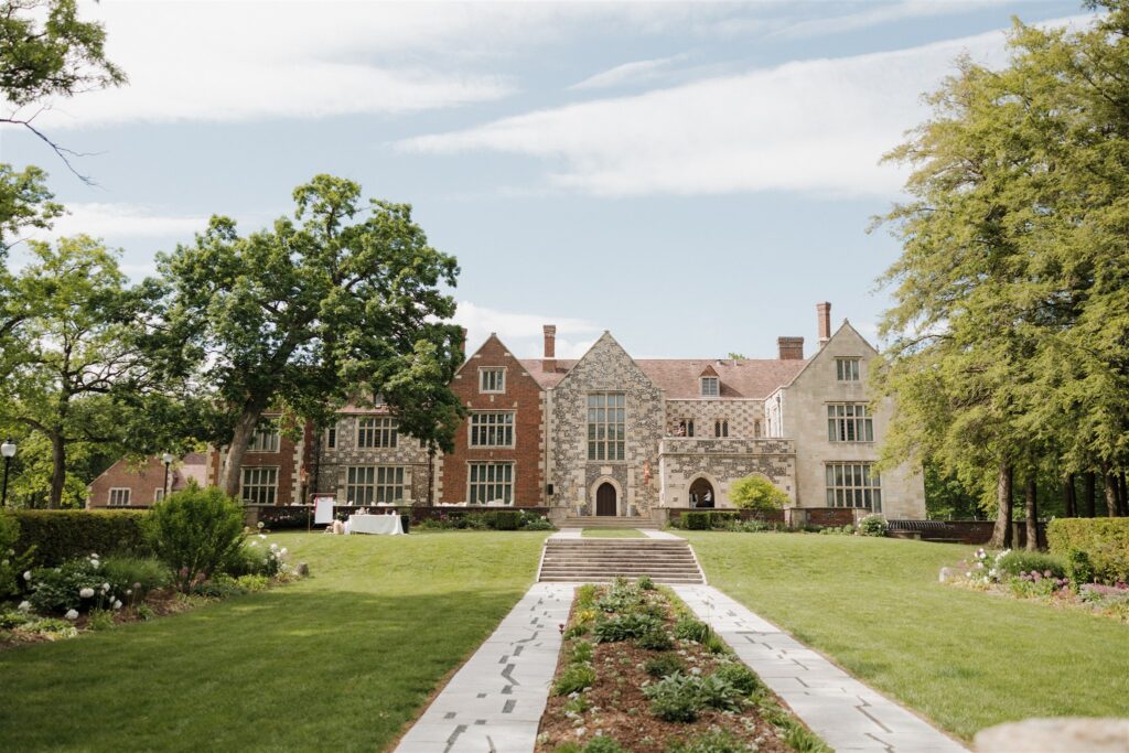 The Salisbury House and Gardens Wedding Guide: Everything Couples Should Know