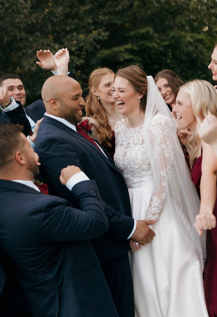 5 Des Moines Wedding Venues You’ll Love If You Want Something Stylish but Chill