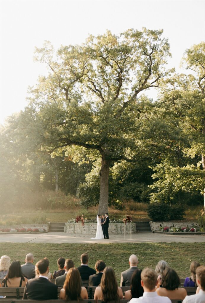 stunning wedding ceremony in iowa