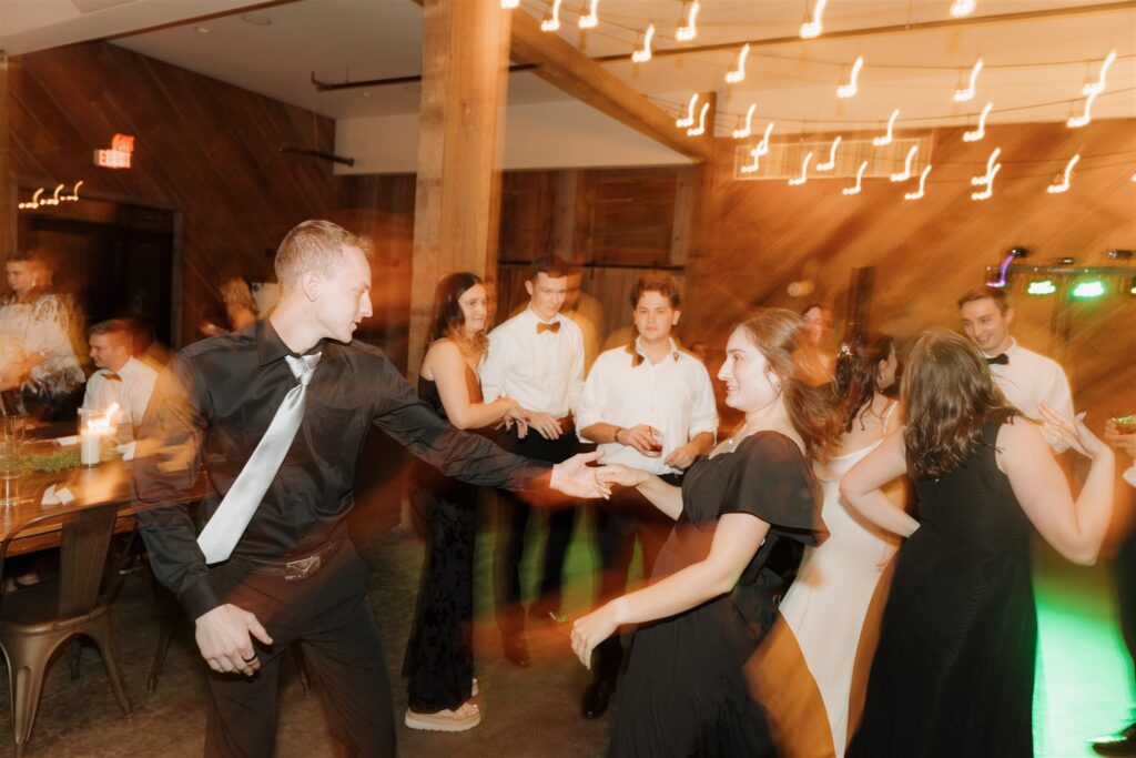 Planning a Wilson’s Orchard Wedding: Everything You Need to Know About This Iowa City Venue