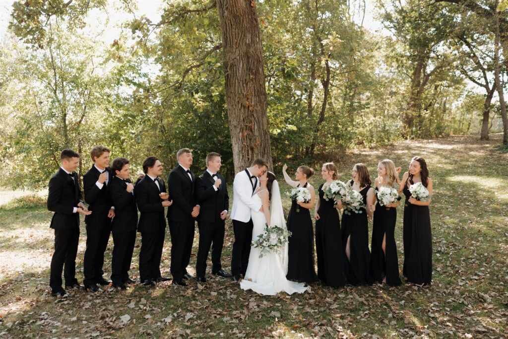 Planning a Wilson’s Orchard Wedding: Everything You Need to Know About This Iowa City Venue