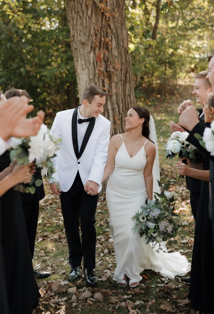 Planning a Wilson’s Orchard Wedding: Everything You Need to Know About This Iowa City Venue