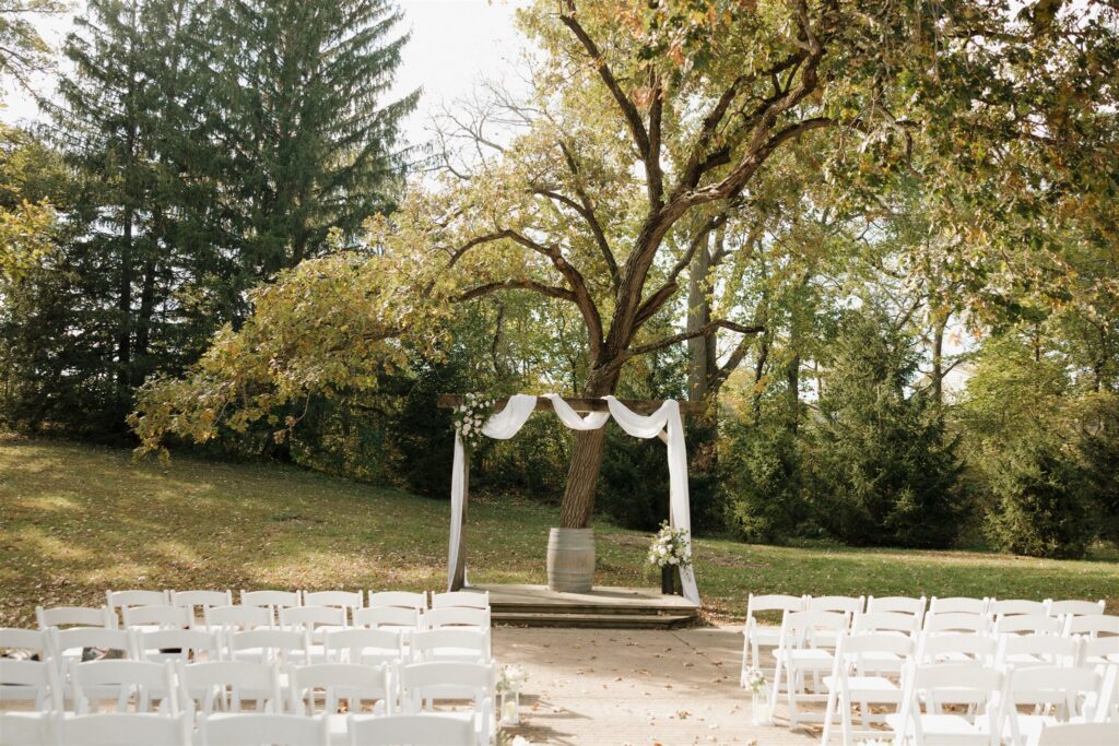 stunning wedding ceremony details