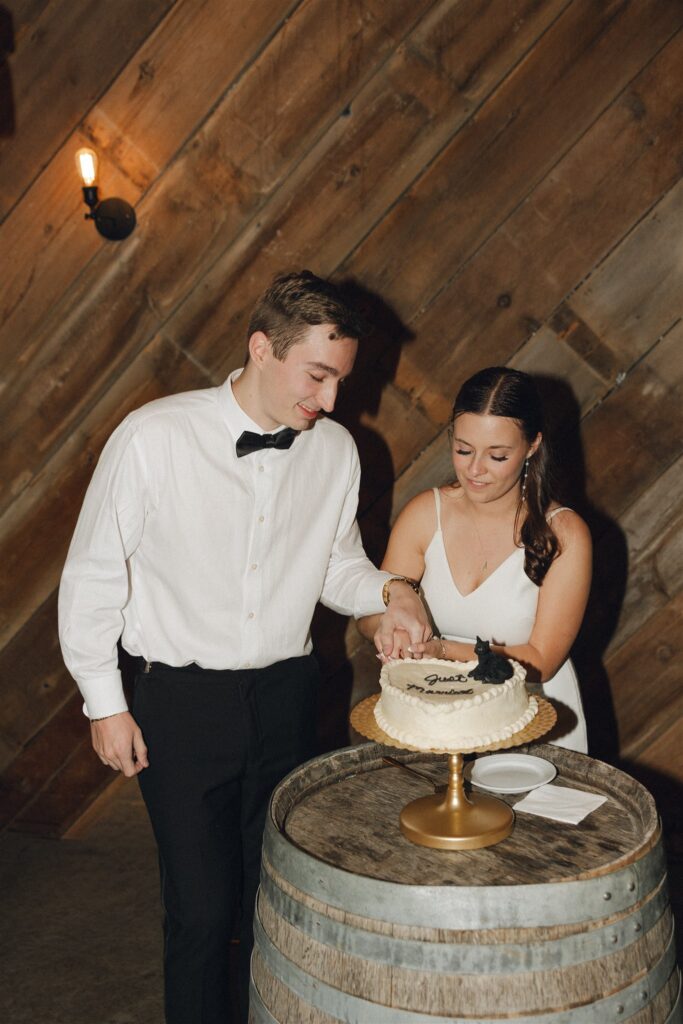 Planning a Wilson’s Orchard Wedding: Everything You Need to Know About This Iowa City Venue