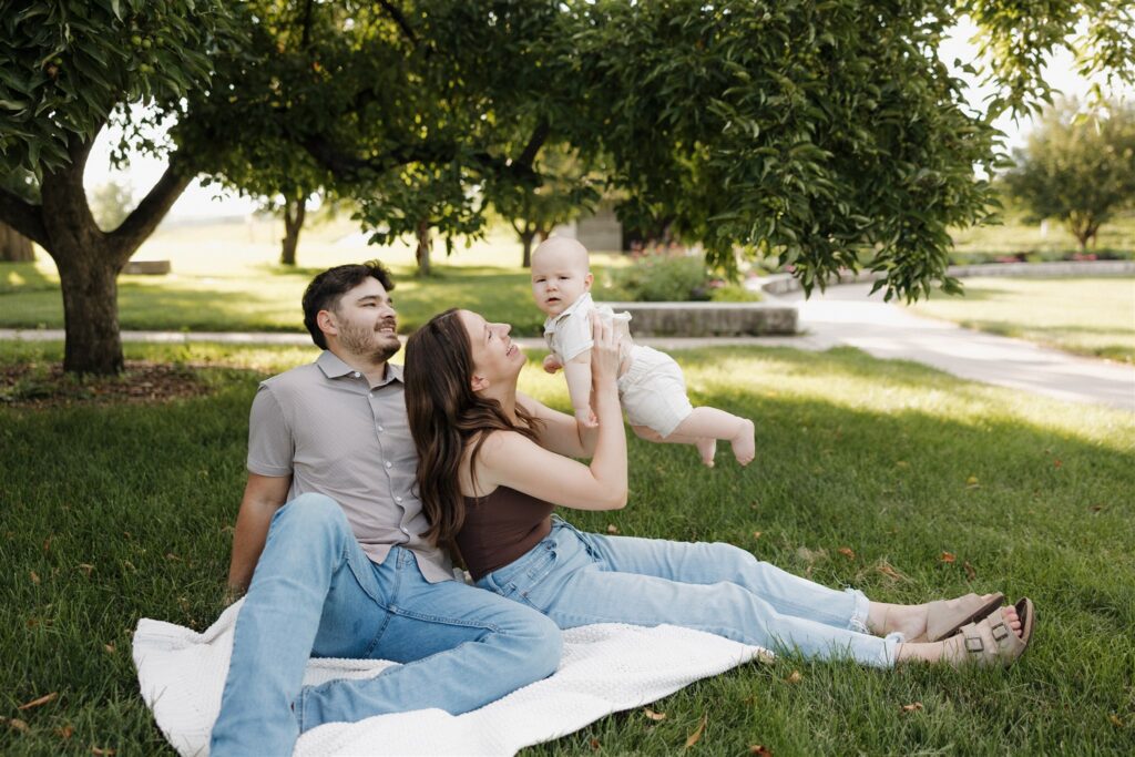 Why Documentary-Style Family Photos in Des Moines Just Feel Better (Water Works Park Session)