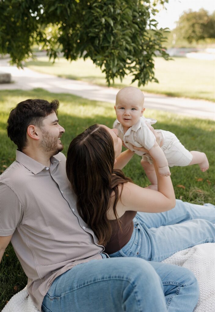 cute family session in iowa