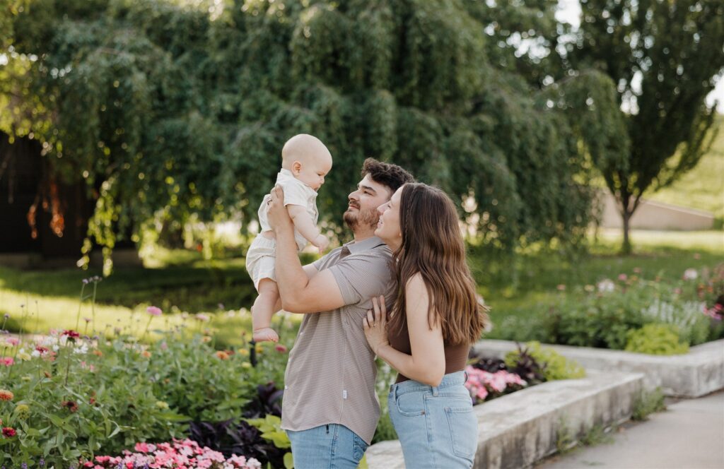 Why Documentary-Style Family Photos in Des Moines Just Feel Better (Water Works Park Session)