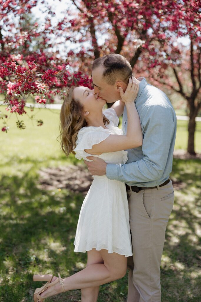 couple kissing during their photoshoot