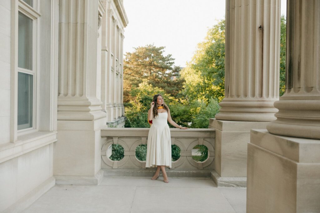 golden hour grad portraits in iowa