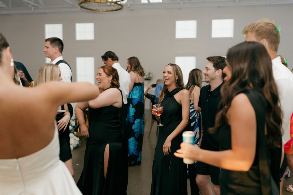 A Summer Wedding at Willow on Grand | Alicia & Brett
